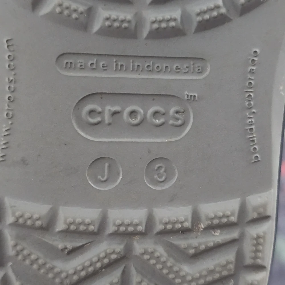 CROCS Kids Youth Gray Sandals Clogs Shoe Slip On Size 3